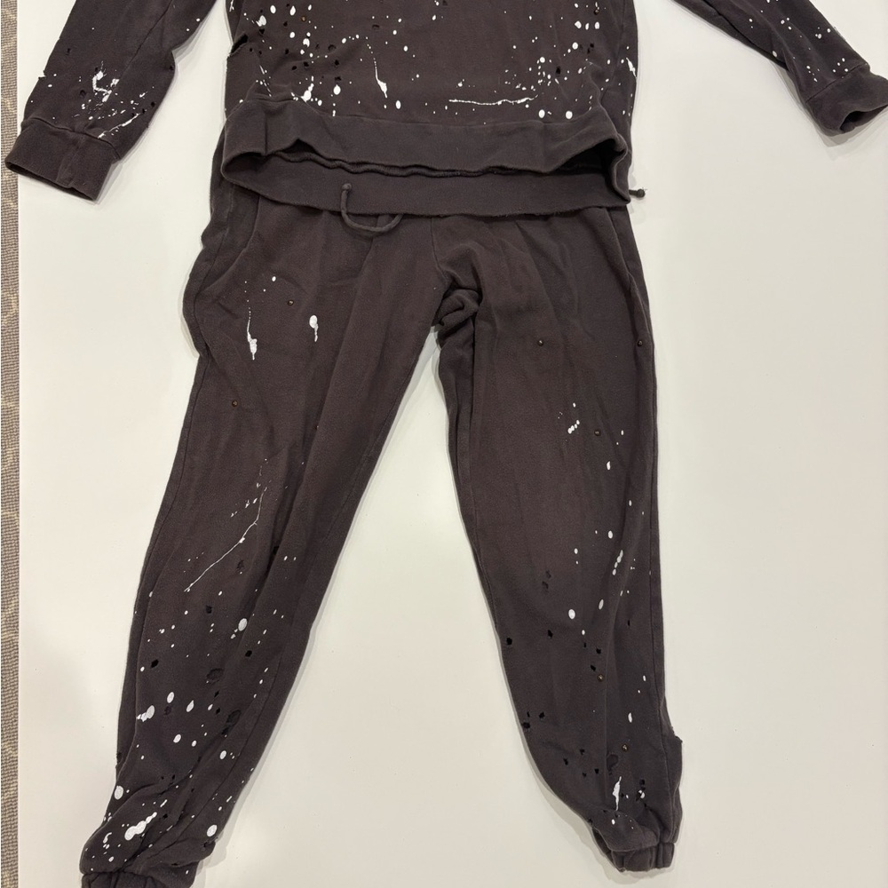 Chaser distressed sweat set